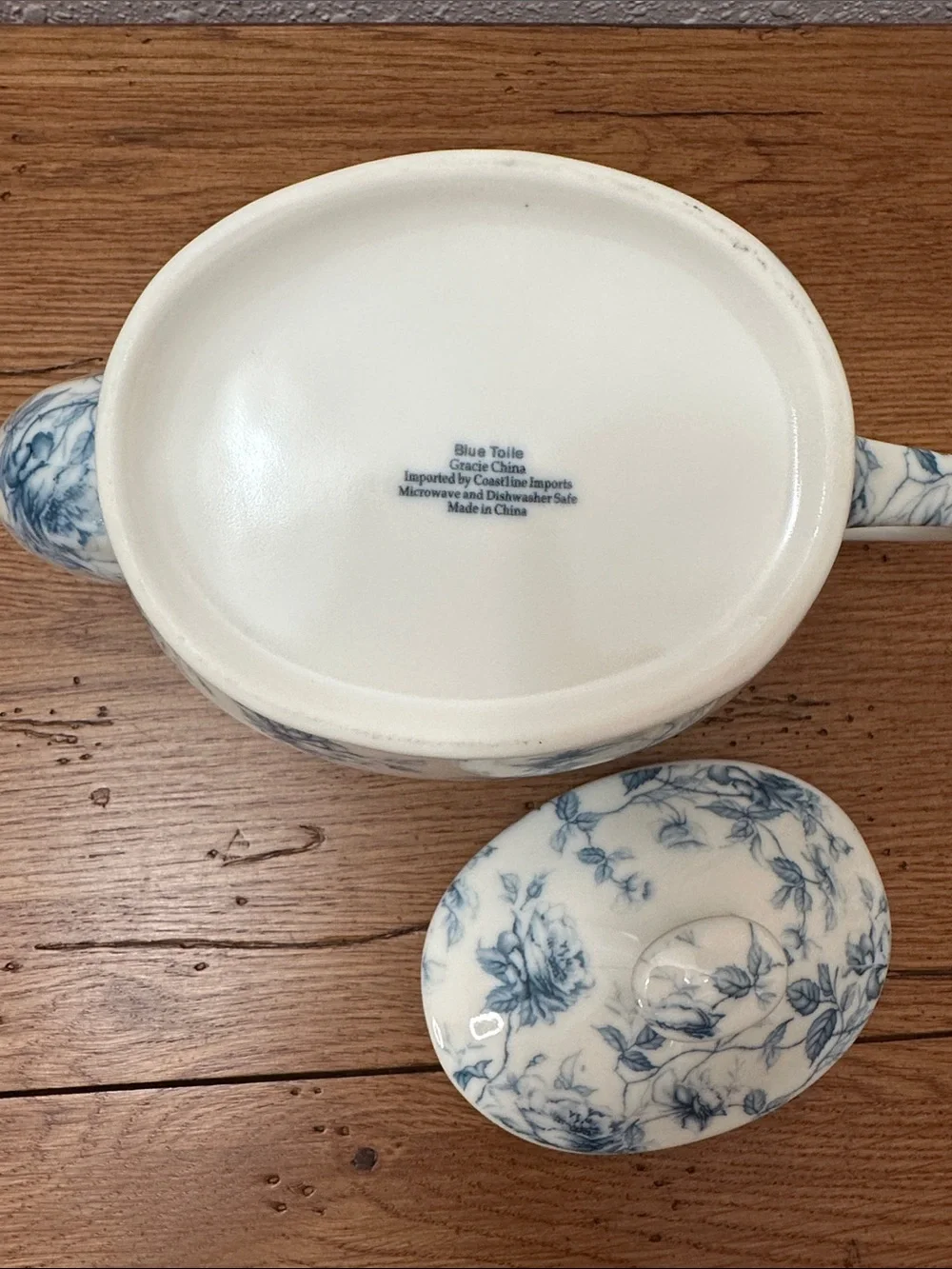 Blue Rose Toile Fine Porcelain Teapot with Lid